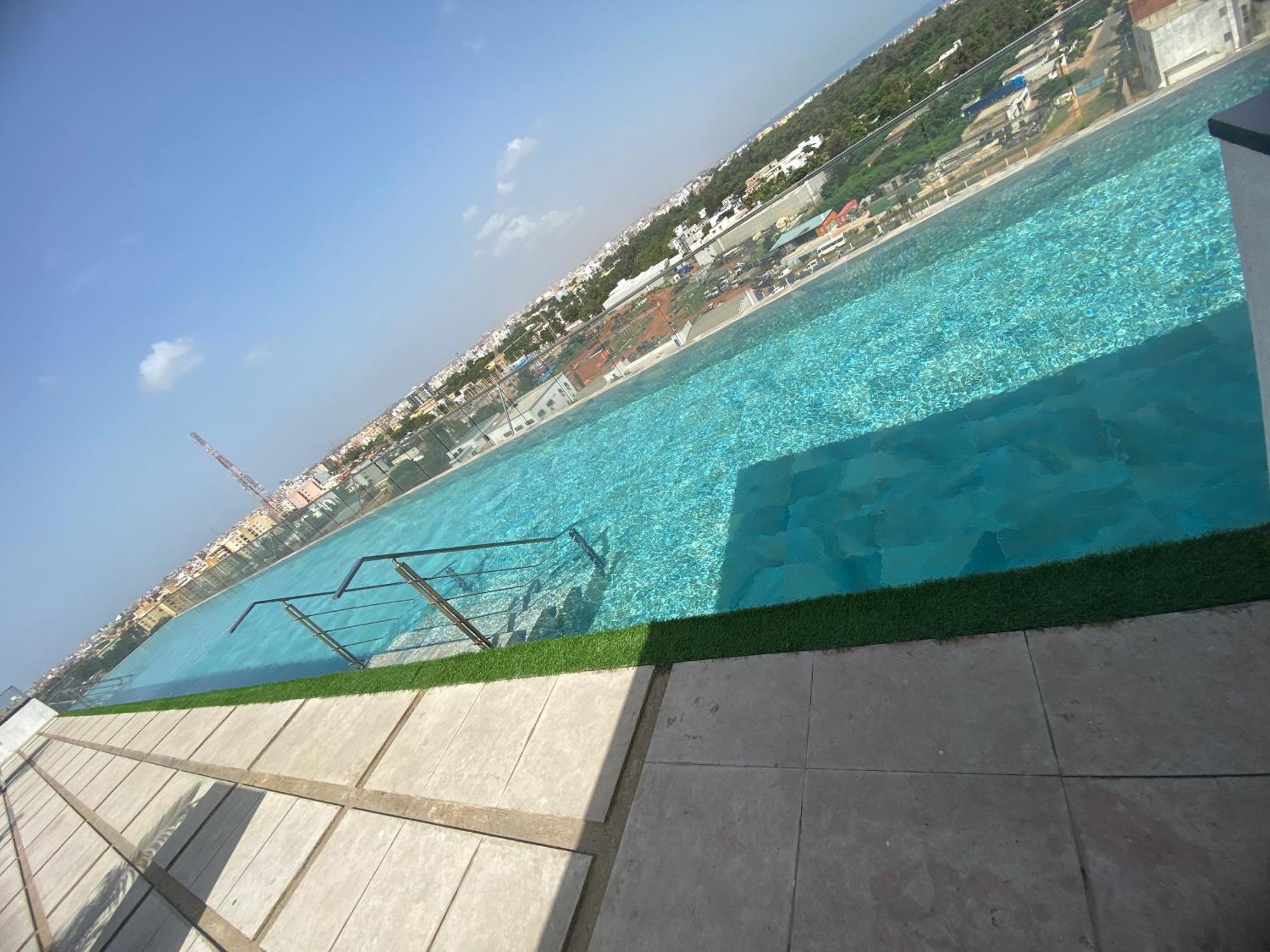 Cocon cozy standing with gym séjour chez hôte Dakar Ngoại thất bức ảnh