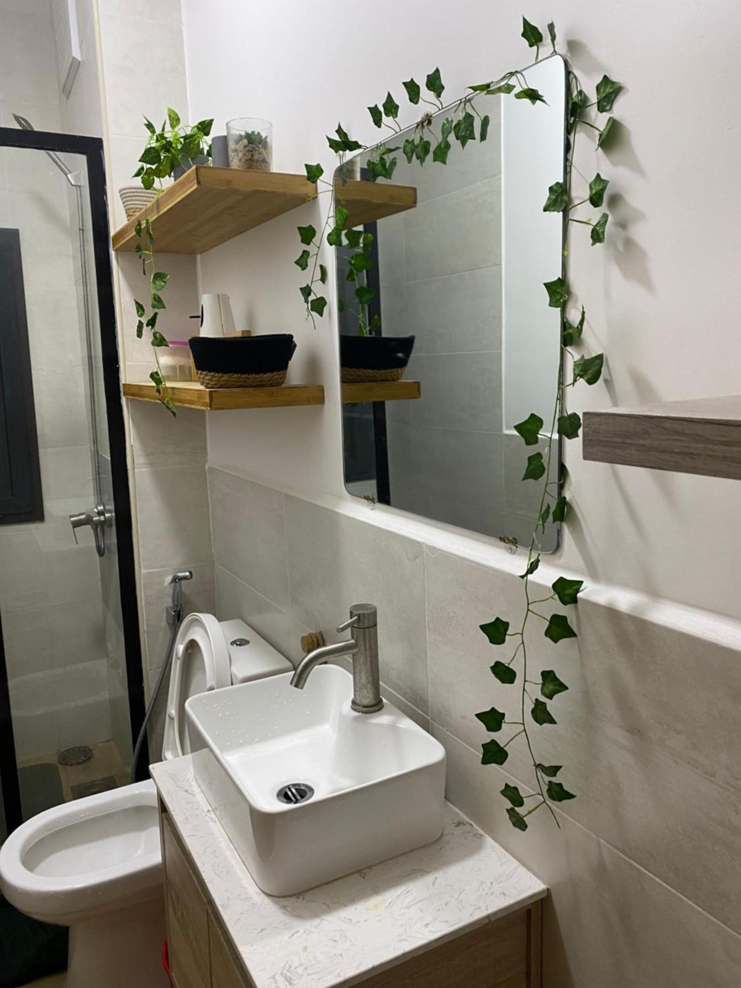 Cocon cozy standing with gym séjour chez hôte Dakar Ngoại thất bức ảnh